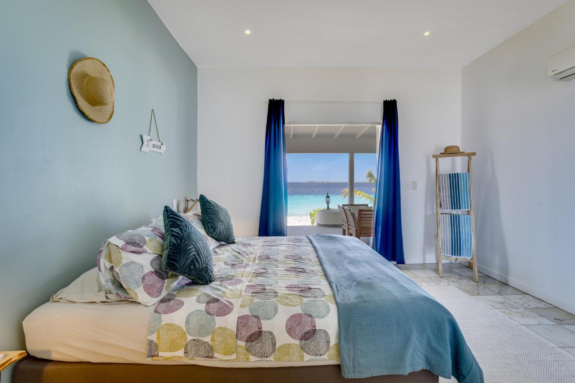Oceanfront - Villa Port Of Call - Playa Extérieur photo