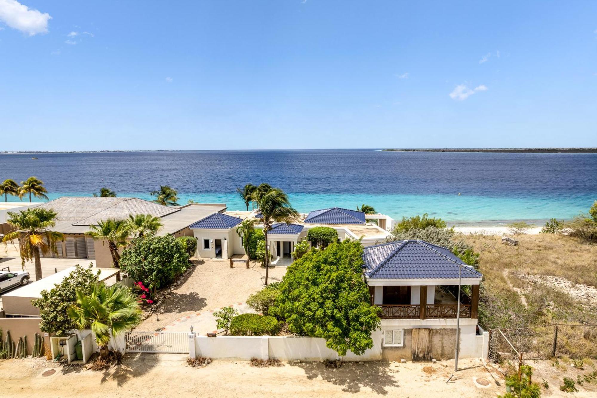 Oceanfront - Villa Port Of Call - Playa Extérieur photo