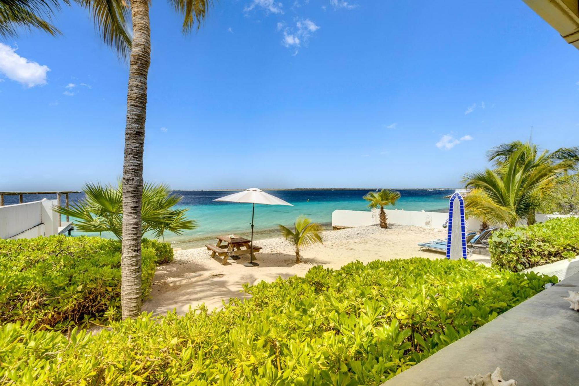 Oceanfront - Villa Port Of Call - Playa Extérieur photo